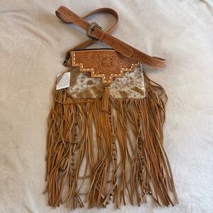 Western-Fringe Crossbody Bag in Tan and White Cowhide